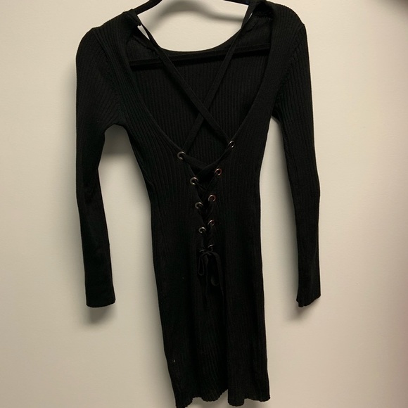 BLACK DRESS - Picture 2 of 2